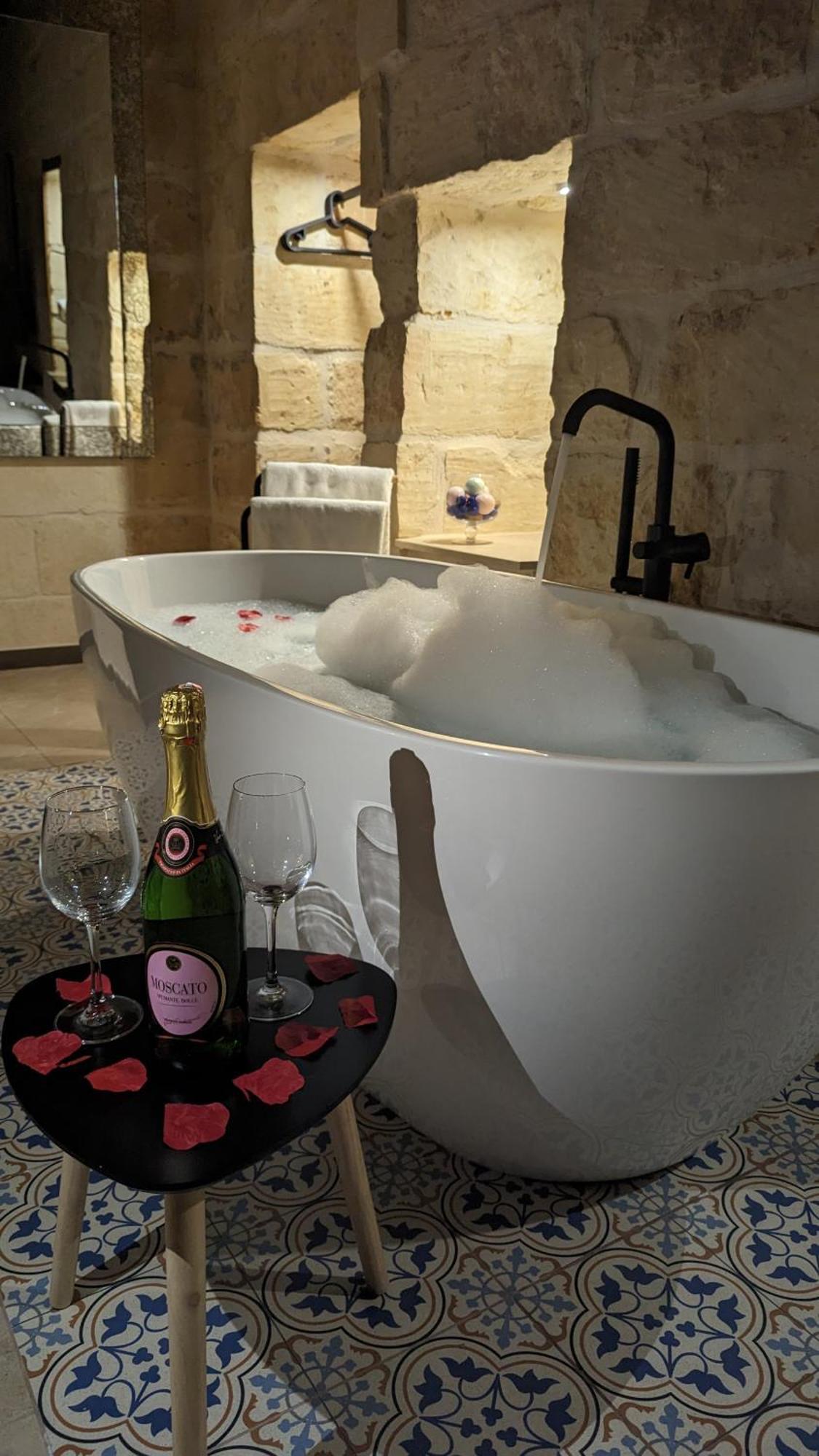 ナダ Sea Holly Gozo Bed & Breakfast エクステリア 写真