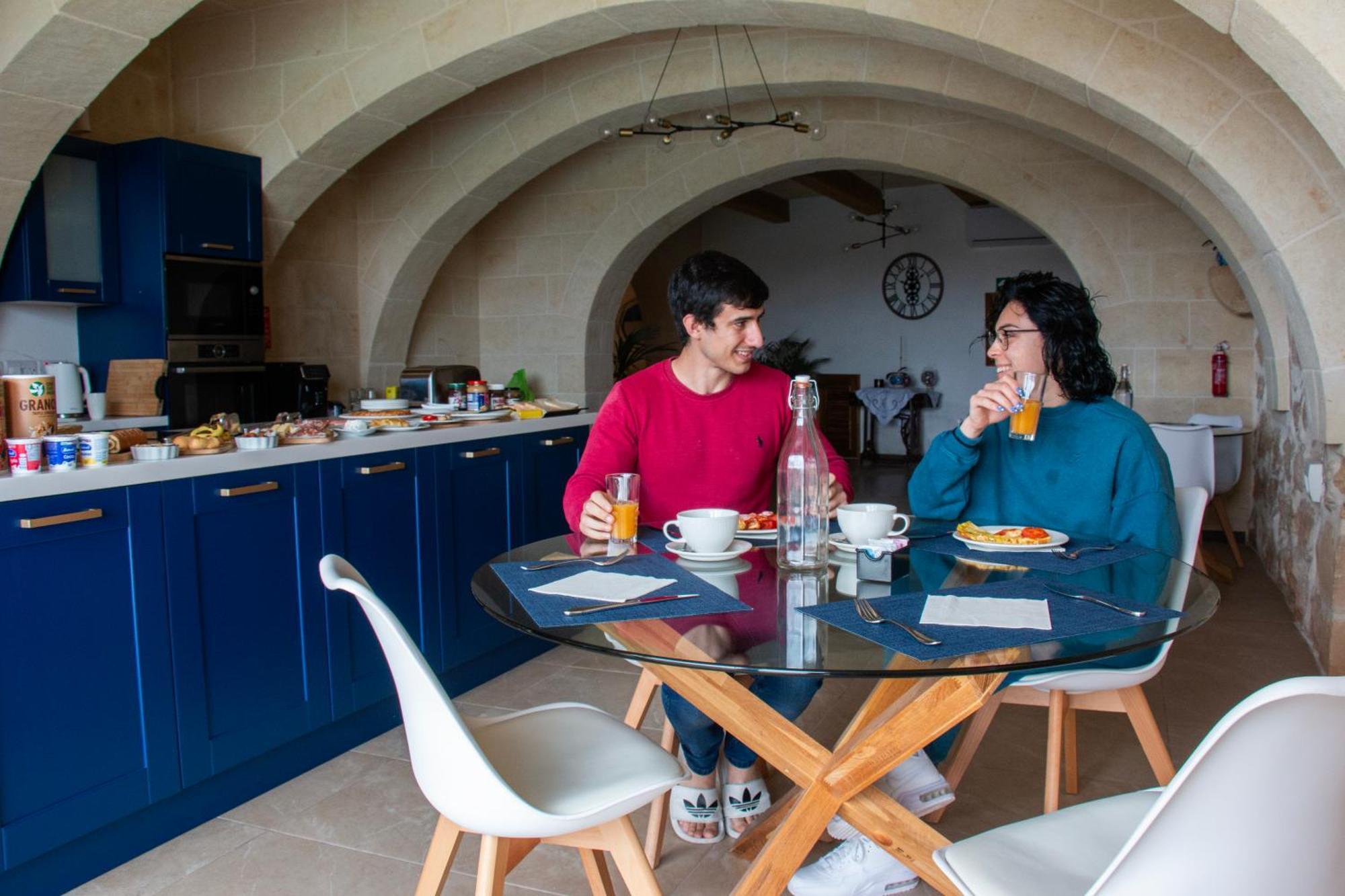 ナダ Sea Holly Gozo Bed & Breakfast エクステリア 写真